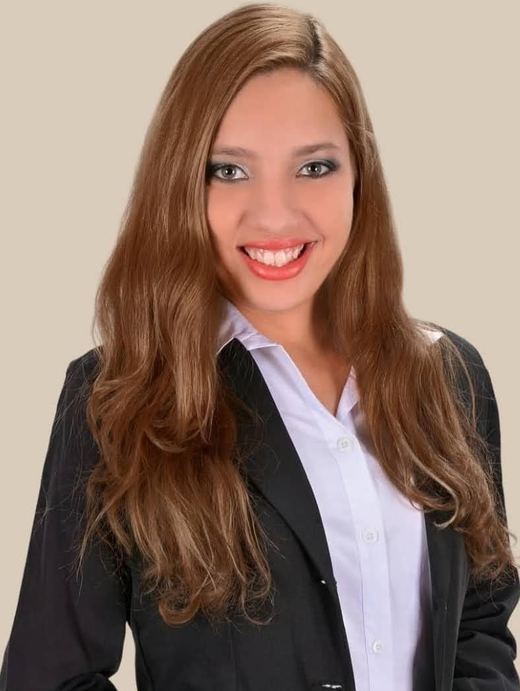 Nathália Isabelle Costa Leal, advogada associada